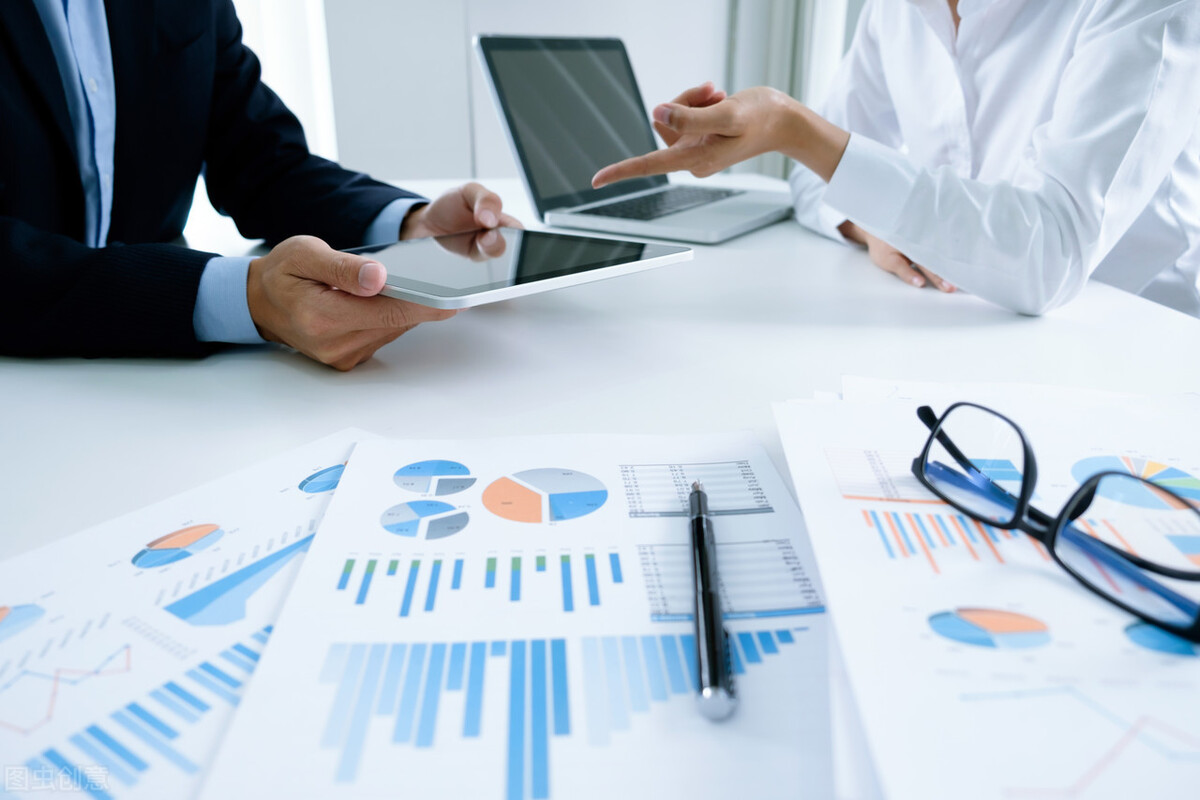 企業(yè)代理記賬大概費(fèi)用要多少，企業(yè)代理記賬一般多少錢(qián)一個(gè)月？